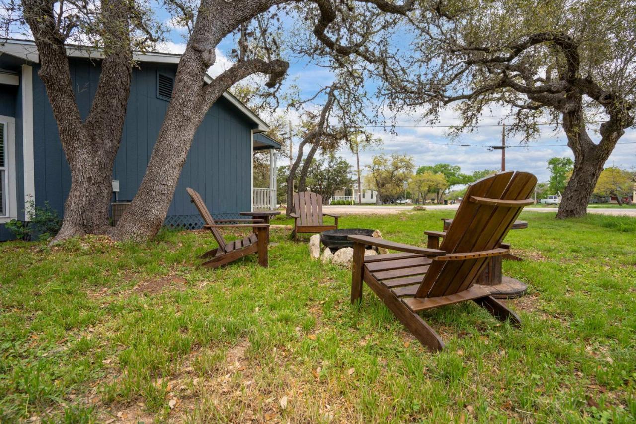 New! The Yellow Door- Downtown Wimberley W/ River Access Экстерьер фото